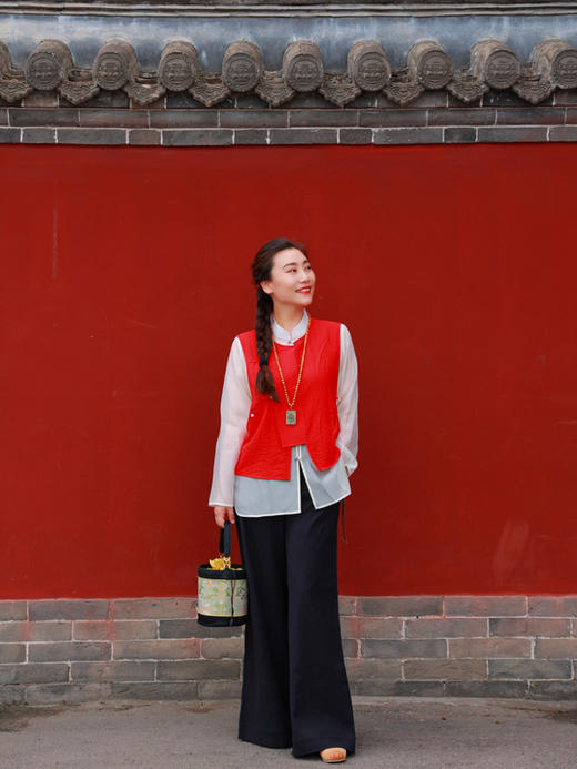 【2026东衣作】衬衫（24810072米汤娇） 商品图2