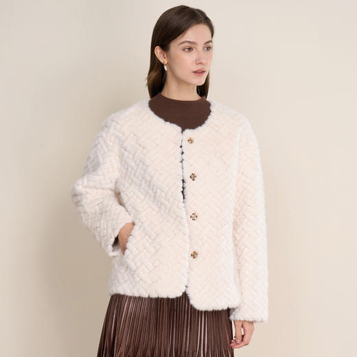 EITIE爱特爱白色短款时尚冬季新款保暖外套D2503929 商品图3