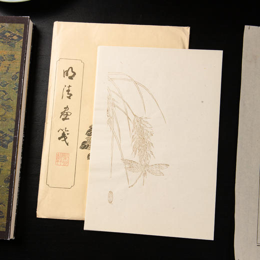 80-90年代朵云轩制木版水印《明清画笺》老信笺（一包36张） 商品图0