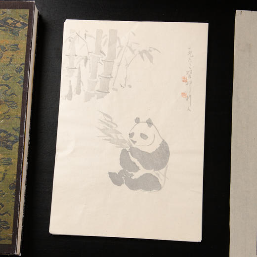 80-90年代荣宝斋制套色木版水印《吴作人动物》老信笺（一包48张） 商品图7