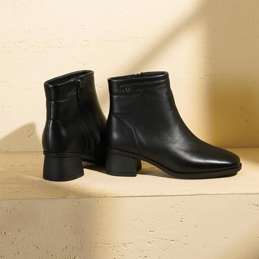 西村名物2025年冬季新款简约小尖头粗跟气质百搭切尔西时尚短靴T25DS49351 商品图7