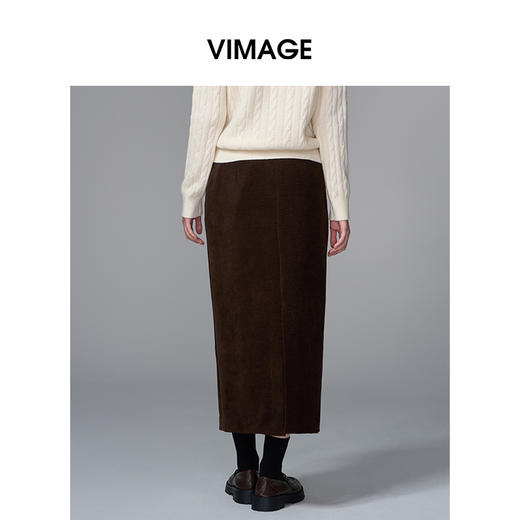 VIMAGE纬漫纪灯芯绒复古百搭直筒长款开叉半身裙女秋季新款V2406114 商品图4