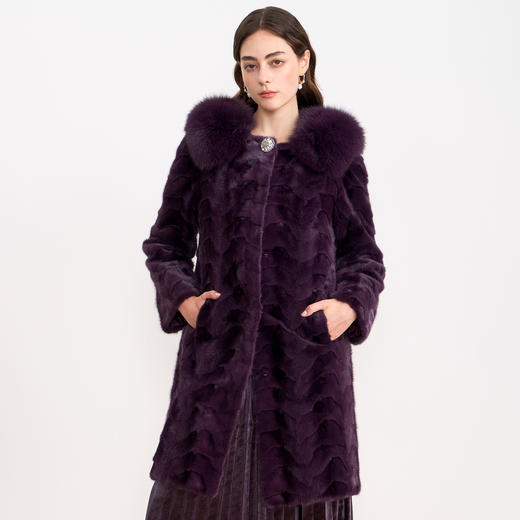 EITIE爱特爱精致奢华高级感狐狸毛领紫色水貂毛皮草冬季新款D2593905X 商品图3