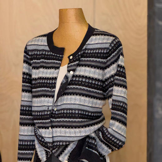 【预售7天】良木礼绵羊毛开衫(Q2592857) 商品图1