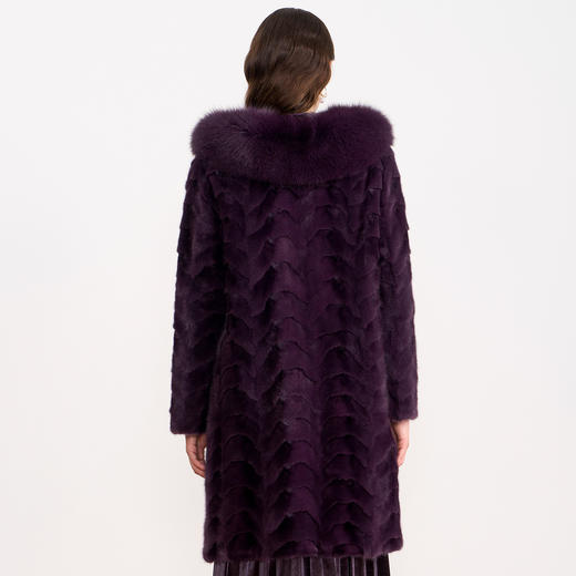 EITIE爱特爱精致奢华高级感狐狸毛领紫色水貂毛皮草冬季新款D2593905X 商品图4