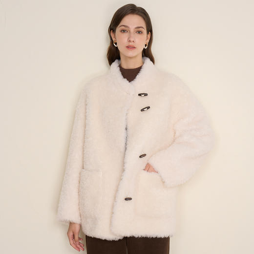 EITIE爱特爱立领宽松保暖颗粒绒牛角扣羊毛大衣外套冬季新款D2593923皮衣 商品图3