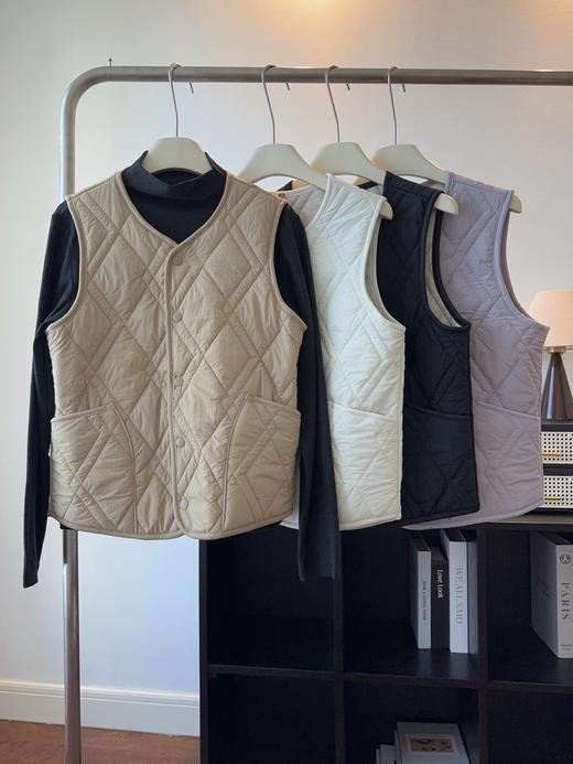 可拆翻领绗缝羊毛马夹 商品图0