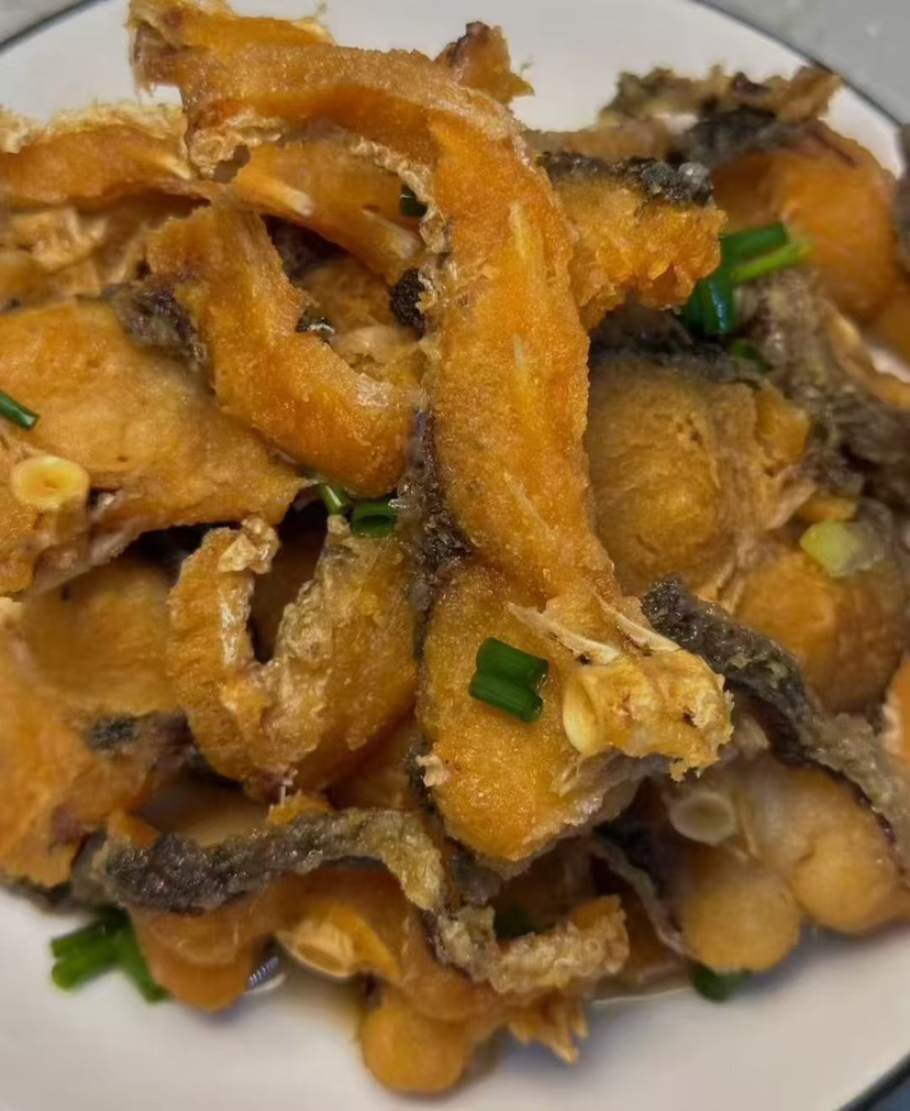 【周五到】李师傅香酥熏鱼，当天现做！生鱼1斤 炸熟后7两左右