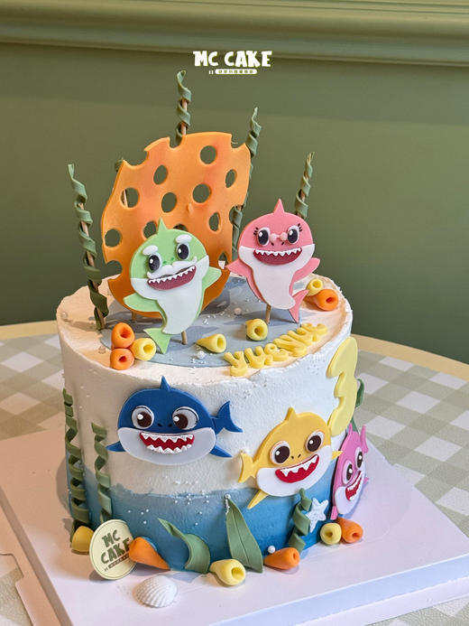 碰碰狐鲨鱼宝宝定制蛋糕 商品图1