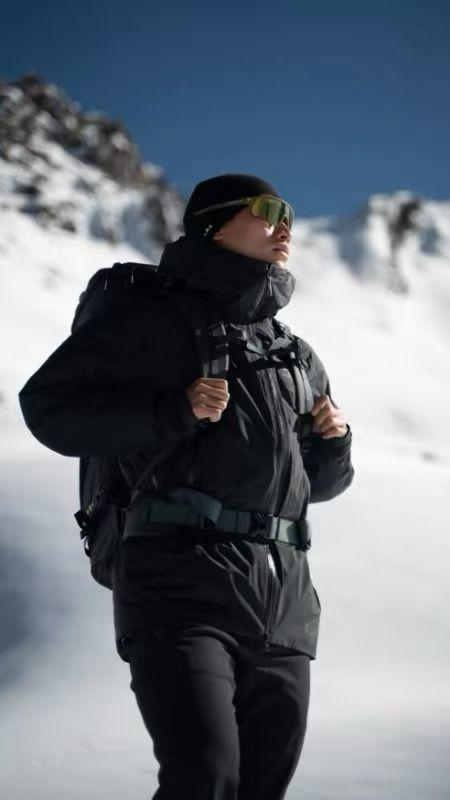 要快，晚了啥都没了...KLS阿斯本鹅绒羽绒服 商品图7