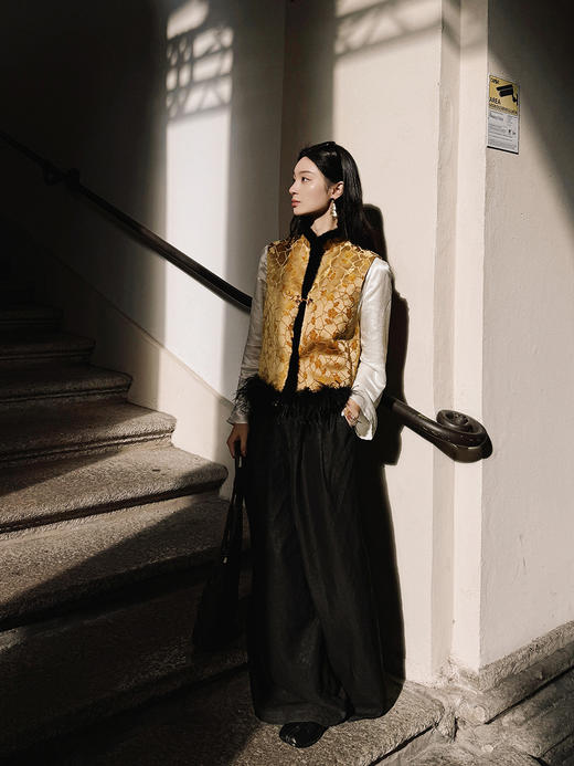 盛唐牡丹 | 冰裂梅花纹真丝漳缎棉马甲 商品图10