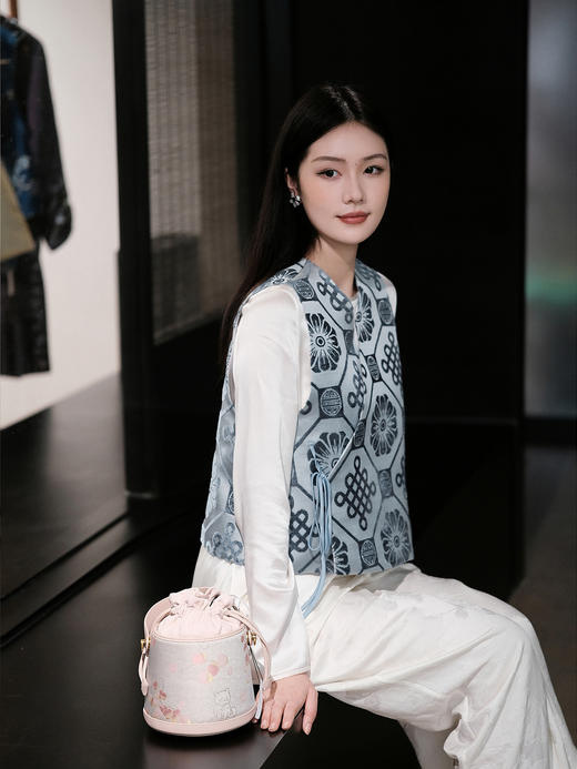 盛唐牡丹 | 吉祥结真丝漳缎系带马甲 商品图7