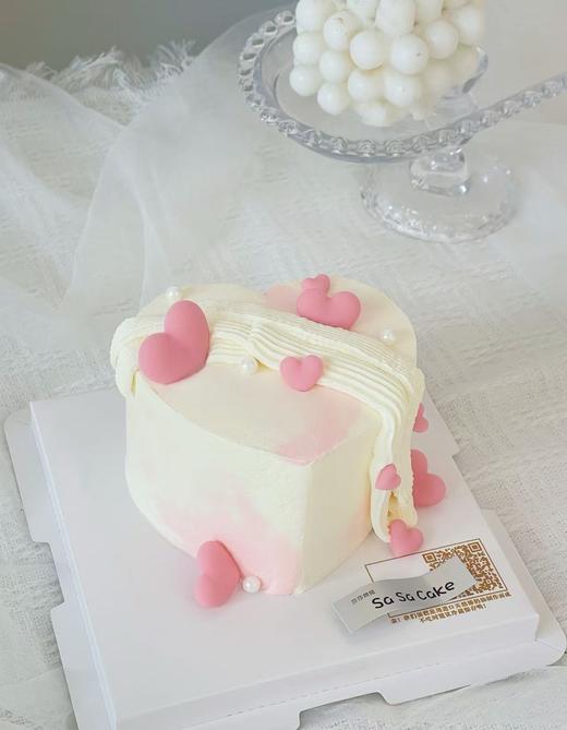 爱心蛋糕（下单现做，根据排单3-4小时左右） 商品图0