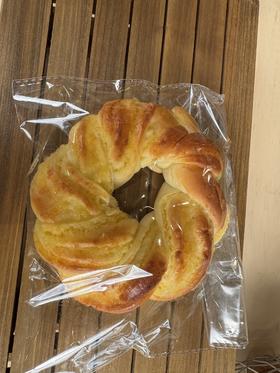 椰蓉奶酥面包