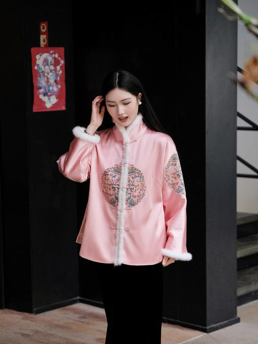 盛唐牡丹大师系列-王小潇 | 手绣灯笼景对襟上衣 商品图11