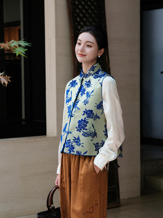 瑕疵|盛唐牡丹| 秋香绿底色真丝漳绒马甲[特价品] 商品图0