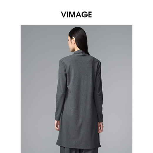 VIMAGE纬漫纪时尚简约慵懒感秋冬新款开衫长款外套V2403108 商品图4