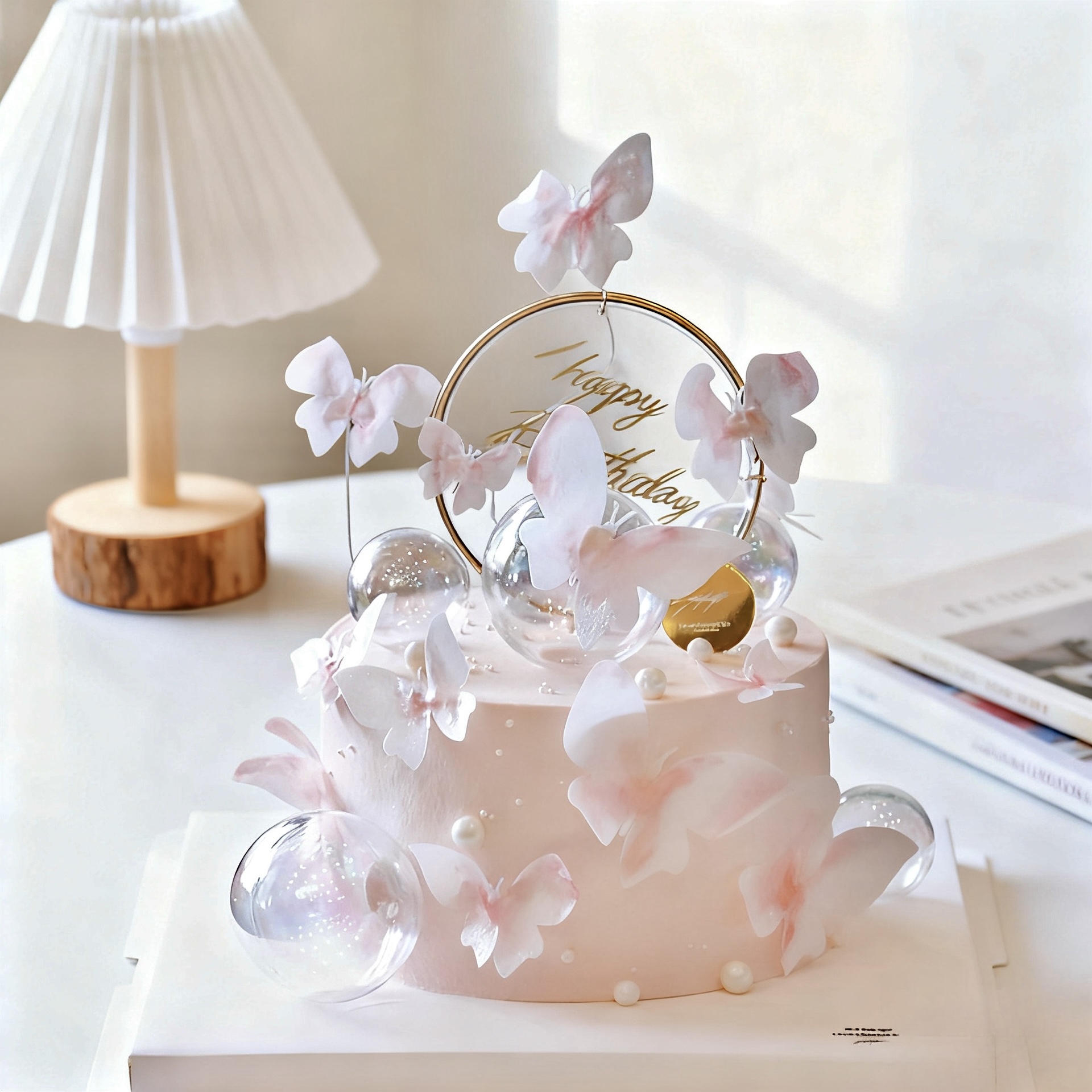 粉色蝴蝶 - 奶油蛋糕