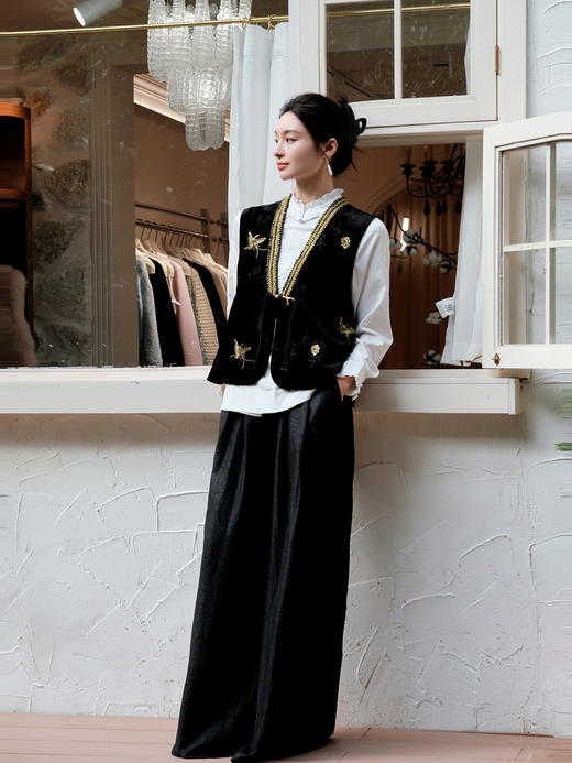 盛唐牡丹 | 黑金丝绒蝴蝶绣花马甲 商品图3