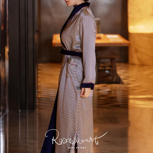 轻奢印花真丝毛巾棉翻领长袍 T822013 商品图6