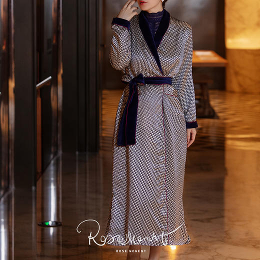 轻奢印花真丝毛巾棉翻领长袍 T822013 商品图4