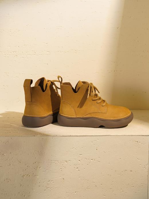 西村名物2025年冬季新款圆头V型靴口系带软底马丁靴X25DS49001 商品图9