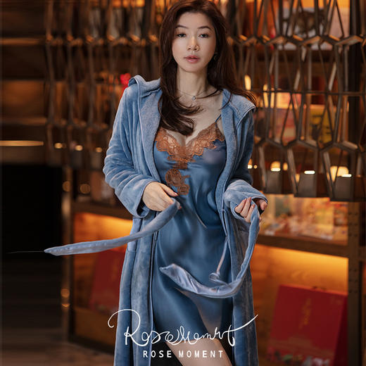 像躺在云朵上般松软的立绒长袍 P230936 商品图3