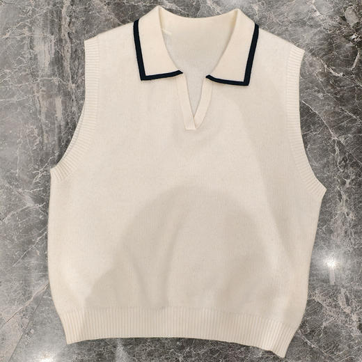 【特价不退不换】良木礼山羊绒背心（D25102320F） 商品图0