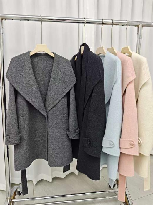 臣禾	【披肩领大衣】 静雅气质中长款毛呢外套	JZ254080281 商品图6