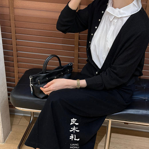 【预售7天】良木礼羊毛V领开衫（Q2591212F） 商品图2