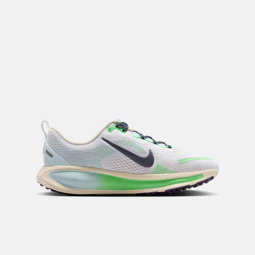 NIKE VOMERO 18 GS CN 大童运动鞋 IM6706 商品图2