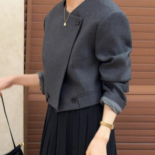 【不退不换】良木礼羊毛短款外套（Q258391） 商品图2