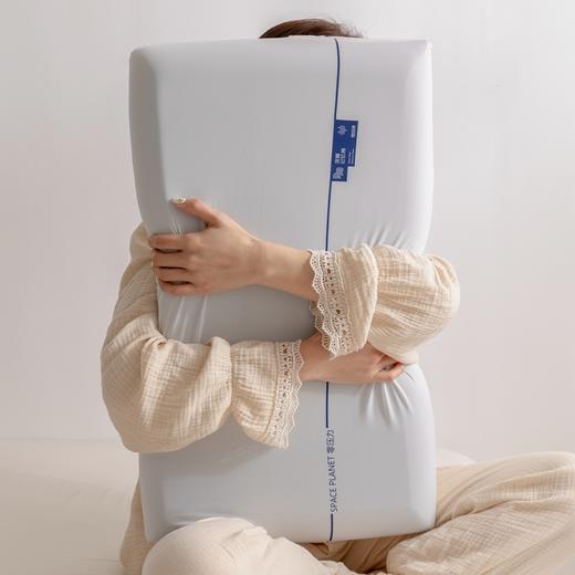 【热卖推荐】自然醒第二代零压悬浮记忆棉枕头护颈助眠枕FM 商品图3