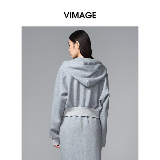 VIMAGE纬漫纪时尚简约连帽秋冬新款卫衣式外套V2403110 商品图4