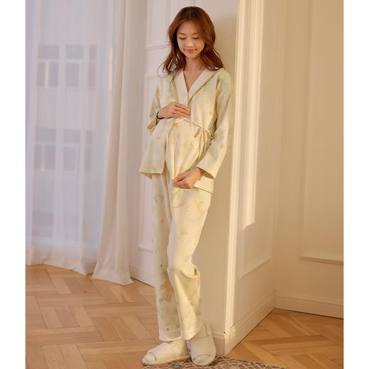 【换季出清】自然醒鸢尾牛奶丝系带月子服（带胸垫）秋冬产后纯棉11 10月份孕妇睡衣春秋季产妇待产哺乳QH 商品图2