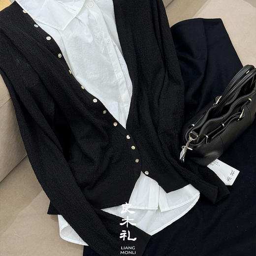 【预售7天】良木礼羊毛V领开衫（Q2591212F） 商品图3