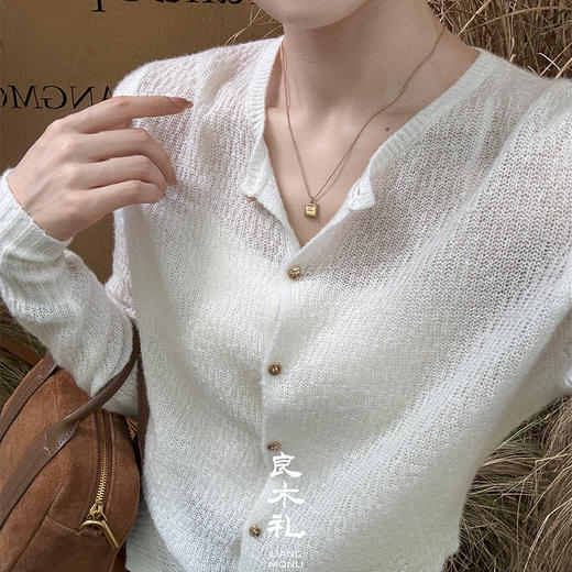 【特价不退不换】良木礼羊绒开衫（Q2584258） 商品图6