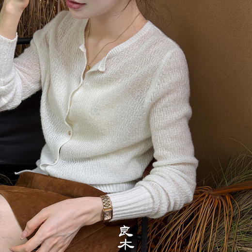 【特价不退不换】良木礼羊绒开衫（Q2584258） 商品图4