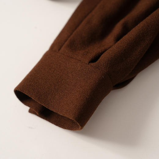 EITIE爱特爱立体裁剪抽绳收腰显瘦版型慵懒感小上衣8413101 商品图6