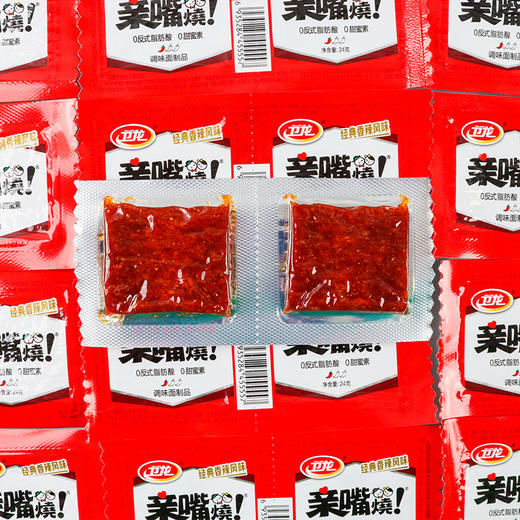 【秒杀】卫龙亲嘴烧经典香辣风味24g*12个 商品图1