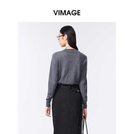 VIMAGE纬漫纪半高圆领高级灰秋冬新款针织衫V2401111 商品图4