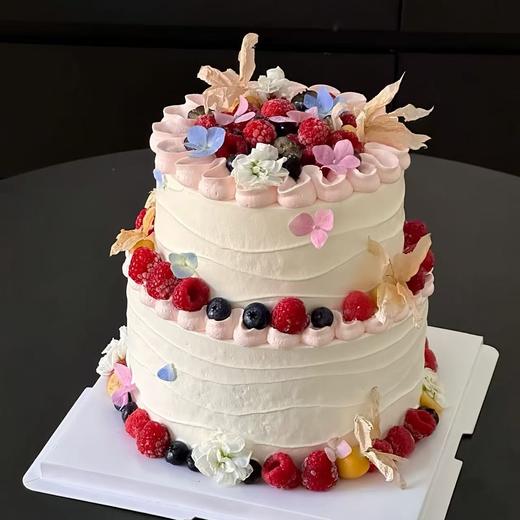 【温婉尔雅】ins风简约水果蛋糕 商品图0