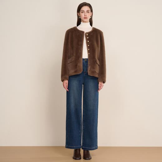 EITIE爱特爱巧克力色秋冬氛围感圆领短款环保皮草外套D2503923 商品图1