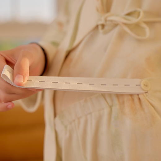 【换季出清】自然醒鸢尾牛奶丝系带月子服（带胸垫）秋冬产后纯棉11 10月份孕妇睡衣春秋季产妇待产哺乳QH 商品图14