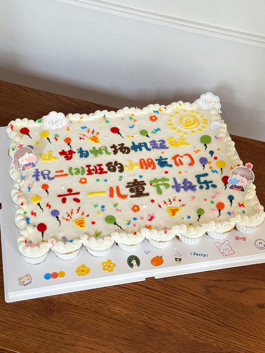 「纸杯拼大蛋糕」有35/40/48/63杯可选·半翻糖手绘·北海道配方有内馅·100%动物奶油（提前48小时预订） 商品图1