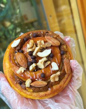 坚果焦糖肉桂卷（下午四点左右出货）