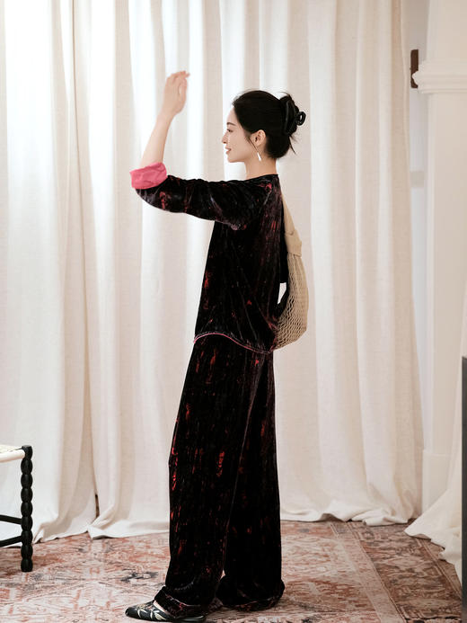 盛唐婧 | 新中式真丝丝绒斜襟上衣 商品图5