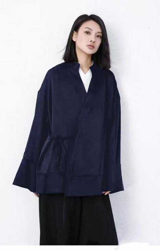 【自营】杨幂同款【100%醋酸】778新中式斜门襟系带顺滑醋酸高端衬衫外套-喜出 商品图2