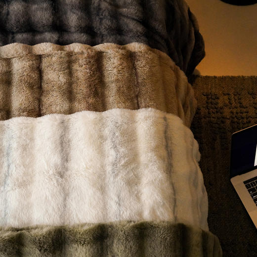 【换季出清】自然醒秋冬高奢融雪兔貂毛毯MT 商品图12