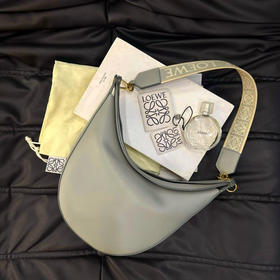 罗意威 浅蓝色 半月包